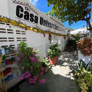 Pensión Casa Universitaria El Trebol, Santa Marta (Magdalena)